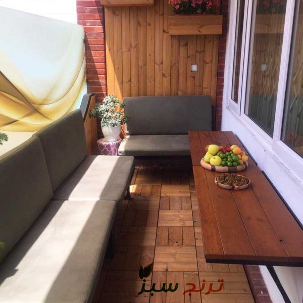 میز بالکن