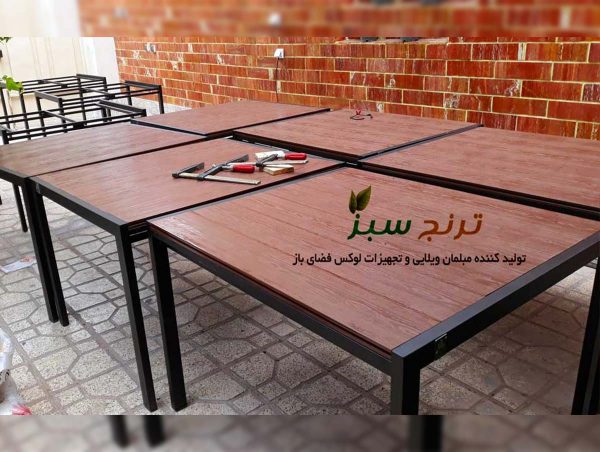 تولید میزهای رستورانی و ضد آب در کارگاه ترنج سبز در مشهد