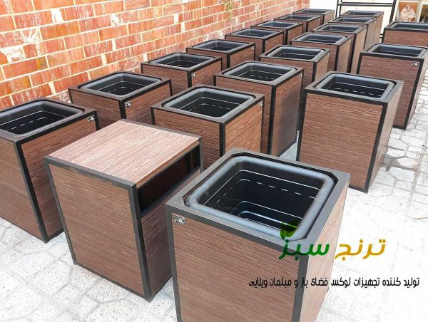 فلاورباکس و سطل زباله مدل درسا تولید شده در کارگاه صنایع ترنج سبز