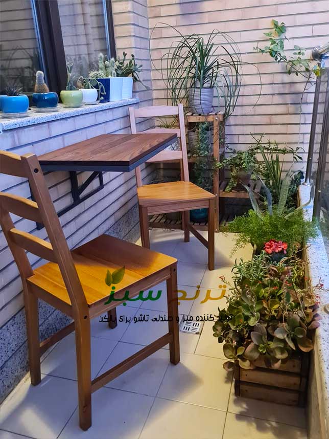 بالکن کوچک آپارتمانی در تهران با دیزاین زیبا و سرسبز و قشنگ