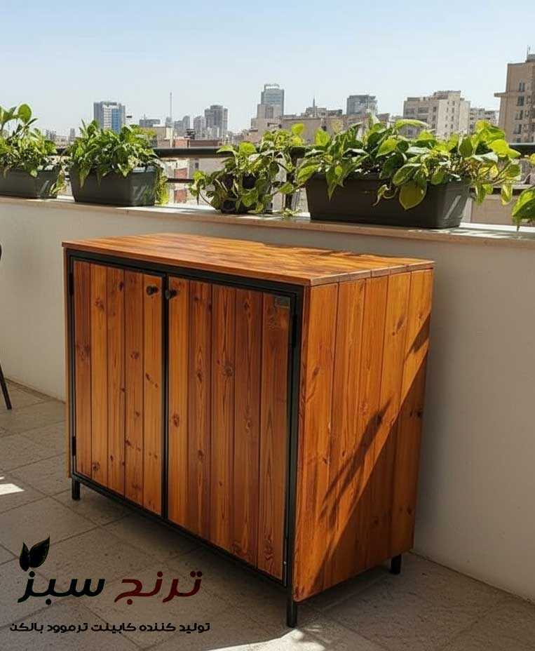کابینت بالکن در تراس خانه کوچک آپارتمانی در تهران