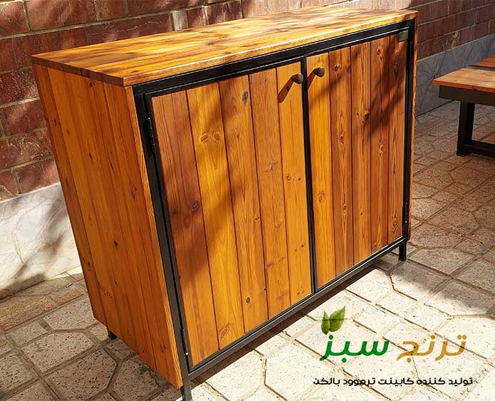 thermo-wood-cabinet-for-balcony-4 نمای کابینت ترموود چوبی با فریم فلز مشکی