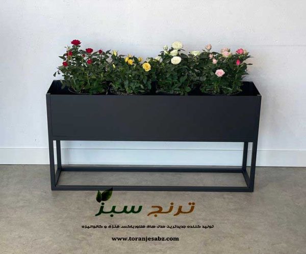 گلدان فلزی پایه دار مستطیلی
